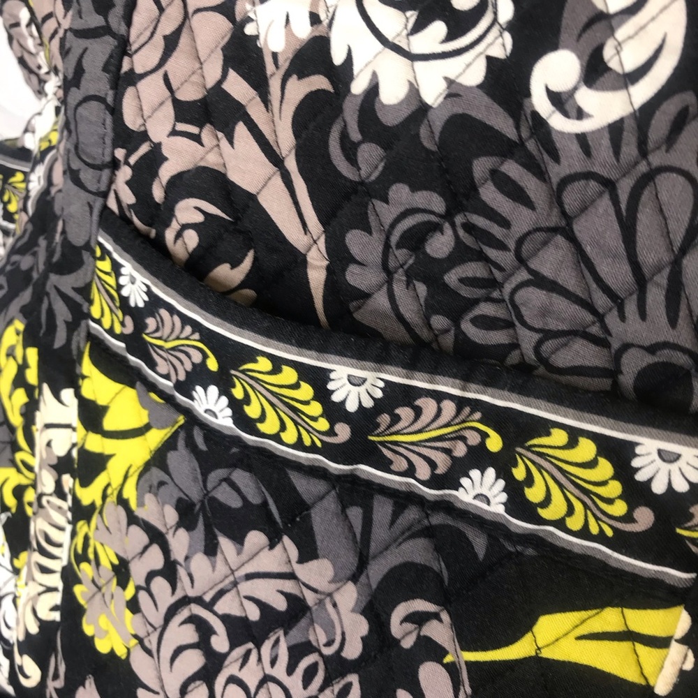 Vera Bradley Baroque Quilted Large Tote Bag Zipper Top Black Yellow Travel - Picture 4 of 10